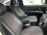 2018 Toyota Estima 2400 AERAS PREMIUM 5-door DCVT 2WD 7-seater Pearl Van for sale, Japanese used car export - photo 10 of 24 | GULJI TRADERS