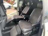 2018 Toyota Estima 2400 AERAS PREMIUM 5-door DCVT 2WD 7-seater Pearl Van for sale, Japanese used car export - photo 22 of 24 | GULJI TRADERS