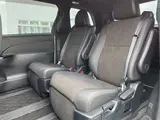 2019 Toyota Estima Aeras Premium 4WD Pearl Van for sale, Japanese used car export - photo 22 of 23 | GULJI TRADERS