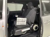 2020 Toyota Estima Aeras Welfare Vehicle - Rear seats removable, electrically lift-up seats - 7-seater - 18,000 km mileage Silver Van for sale, Japanese used car export - photo 14 of 55 | GULJI TRADERS