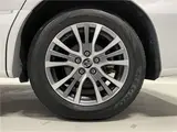 2020 Toyota Estima Aeras Welfare Vehicle - Rear seats removable, electrically lift-up seats - 7-seater - 18,000 km mileage Silver Van for sale, Japanese used car export - photo 41 of 55 | GULJI TRADERS
