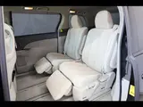 2010 Toyota Estima Hybrid X 7-seater ● Black Van for sale, Japanese used car export - photo 18 of 20 | GULJI TRADERS