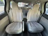 2011 Toyota Estima Hybrid X - User trade-in vehicle - 7-seater - HDD navigation TV Silver Van for sale, Japanese used car export - photo 54 of 70 | GULJI TRADERS
