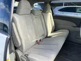 2011 Toyota Estima Hybrid X Pearl Van for sale, Japanese used car export - photo 8 of 11 | GULJI TRADERS