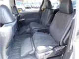 2012 Toyota Estima Hybrid Aeras Pearl Van for sale, Japanese used car export - photo 25 of 39 | GULJI TRADERS