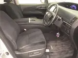 2012 Toyota Estima Hybrid 4WD Hybrid Aeras 7-seater Silver Van for sale, Japanese used car export - photo 5 of 11 | GULJI TRADERS