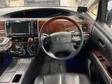 2012 Toyota Estima Hybrid Aeras Leather Package 4WD Pearl Van for sale, Japanese used car export - photo 6 of 11 | GULJI TRADERS