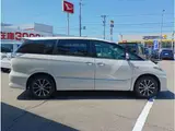 2013 Toyota Estima Hybrid Aeras Premium Edition ☆ 4WD ☆ 9-inch Navigation System ☆ Backup Camera Pearl Van for sale, Japanese used car export - photo 3 of 70 | GULJI TRADERS