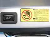 2013 Toyota Estima Hybrid Aeras Leather Package Silver Van for sale, Japanese used car export - photo 41 of 80 | GULJI TRADERS