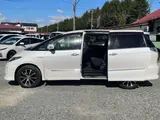 2014 Toyota Estima Hybrid 2.4 Aeras 4WD Pearl Van for sale, Japanese used car export - photo 6 of 63 | GULJI TRADERS