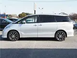 2014 Toyota Estima Hybrid Aeras 4WD Welfare Vehicle Side Lift-Up Detachable Electric Silver Van for sale, Japanese used car export - photo 12 of 54 | GULJI TRADERS