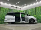 2014 Toyota Estima Hybrid Aeras Premium Edition Silver Van for sale, Japanese used car export - photo 24 of 30 | GULJI TRADERS