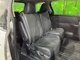 2014 Toyota Estima Hybrid Aeras Premium Edition Silver Van for sale, Japanese used car export - photo 27 of 30 | GULJI TRADERS