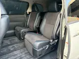 2015 Toyota Estima Hybrid 2.4 Aeras Premium Edition 4WD Pearl Van for sale, Japanese used car export - photo 21 of 47 | GULJI TRADERS