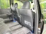2015 Toyota Estima Hybrid Aeras Premium Edition Pearl Van for sale, Japanese used car export - photo 18 of 30 | GULJI TRADERS