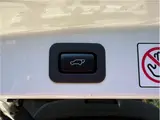 2015 Toyota Estima Hybrid Aeras Leather Package Pearl Van for sale, Japanese used car export - photo 37 of 48 | GULJI TRADERS