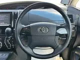 2015 Toyota Estima Hybrid Aeras Premium Edition 4WD Other Van for sale, Japanese used car export - photo 18 of 23 | GULJI TRADERS