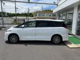 2016 Toyota Estima Hybrid Aeras Premium 4WD ☆ Self-propelled side lift-up ☆ 9-inch navigation system Pearl Van for sale, Japanese used car export - photo 5 of 43 | GULJI TRADERS