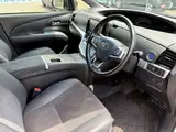 2016 Toyota Estima Hybrid Aeras Premium 4WD ☆ Self-propelled side lift-up ☆ 9-inch navigation system Pearl Van for sale, Japanese used car export - photo 39 of 43 | GULJI TRADERS