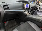 2016 Toyota Estima Hybrid Aeras Premium-G 4WD Black Van for sale, Japanese used car export - photo 12 of 32 | GULJI TRADERS