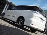 2016 Toyota Estima Hybrid Aeras Premium Edition 4WD 10.1-inch rear seat monitor Pearl Van for sale, Japanese used car export - photo 32 of 76 | GULJI TRADERS