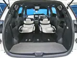 2016 Toyota Estima Hybrid Aeras Smart Pearl Van for sale, Japanese used car export - photo 75 of 80 | GULJI TRADERS
