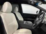 2016 Toyota Estima Hybrid 2.4 Aeras Smart Black Van for sale, Japanese used car export - photo 24 of 30 | GULJI TRADERS