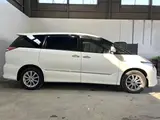 2016 Toyota Estima Hybrid 2.4 Aeras Smart Pearl Van for sale, Japanese used car export - photo 7 of 30 | GULJI TRADERS