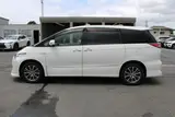 2016 Toyota Estima Hybrid 2.4 Aeras Premium G Pearl Van for sale, Japanese used car export - photo 15 of 30 | GULJI TRADERS