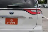 2016 Toyota Estima Hybrid 2.4 Aeras Premium G Pearl Van for sale, Japanese used car export - photo 19 of 30 | GULJI TRADERS