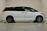 2016 Toyota Estima Hybrid 2.4 Aeras Premium G Pearl Van for sale, Japanese used car export - photo 13 of 30 | GULJI TRADERS