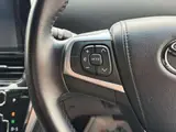 2016 Toyota Estima Hybrid 2.4 Aeras Premium 4WD Pearl Van for sale, Japanese used car export - photo 13 of 24 | GULJI TRADERS