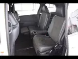 2016 Toyota Estima Hybrid 2.4 Aeras Premium 4WD Pearl Van for sale, Japanese used car export - photo 20 of 24 | GULJI TRADERS