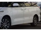 2016 Toyota Estima Hybrid 2.4 Aeras Premium 4WD Pearl Van for sale, Japanese used car export - photo 3 of 24 | GULJI TRADERS