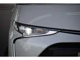 2016 Toyota Estima Hybrid 2.4 Aeras Premium 4WD Pearl Van for sale, Japanese used car export - photo 13 of 24 | GULJI TRADERS