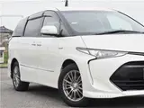 2017 Toyota Estima Hybrid Aeras Premium 4WD Side Lift-Up Seat Removal Electric Pearl Van for sale, Japanese used car export - photo 4 of 67 | GULJI TRADERS