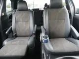 2017 Toyota Estima Hybrid Aeras Premium 4WD Side Lift-Up Seat Removal Electric Pearl Van for sale, Japanese used car export - photo 37 of 67 | GULJI TRADERS