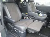 2017 Toyota Estima Hybrid Aeras Premium 4WD Side Lift-Up Seat Removal Electric Pearl Van for sale, Japanese used car export - photo 38 of 67 | GULJI TRADERS