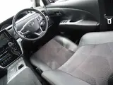 2017 Toyota Estima Hybrid Aeras Premium 4WD Side Lift-Up Seat Removal Electric Pearl Van for sale, Japanese used car export - photo 64 of 67 | GULJI TRADERS