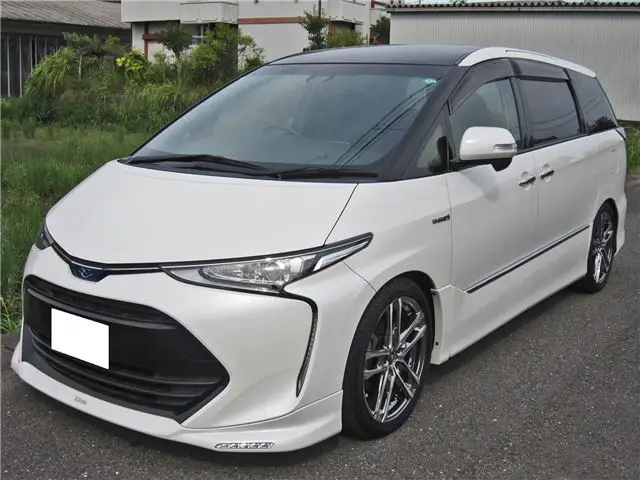 2017 Toyota Estima Hybrid Aeras Premium - photo 1 2017 Toyota Estima Hybrid Aeras Premium Pearl Van for sale, Japanese used car export - photo 1 of 80 | GULJI TRADERS