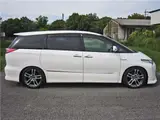 2017 Toyota Estima Hybrid Aeras Premium Pearl Van for sale, Japanese used car export - photo 7 of 80 | GULJI TRADERS
