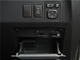 2017 Toyota Estima Hybrid Aeras Premium Pearl Van for sale, Japanese used car export - photo 41 of 80 | GULJI TRADERS