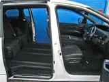2017 Toyota Estima Hybrid Aeras Premium Pearl Van for sale, Japanese used car export - photo 53 of 80 | GULJI TRADERS
