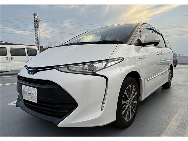 2017 Toyota Estima Hybrid - photo 1 2017 Toyota Estima Hybrid Sedan for sale, Japanese used car export - photo 1 of 13 | GULJI TRADERS