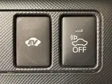 2017 Toyota Estima Hybrid Aeras Premium 4WD Silver Van for sale, Japanese used car export - photo 12 of 24 | GULJI TRADERS