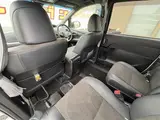 2017 Toyota Estima Hybrid Aeras Premium Pearl Van for sale, Japanese used car export - photo 28 of 30 | GULJI TRADERS