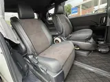 2017 Toyota Estima Hybrid Aeras Premium Pearl Van for sale, Japanese used car export - photo 29 of 30 | GULJI TRADERS