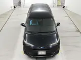 2017 Toyota Estima Hybrid Aeras Premium 4WD Black Van for sale, Japanese used car export - photo 7 of 12 | GULJI TRADERS
