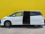 2017 Toyota Estima Hybrid Aeras Premium Pearl Van for sale, Japanese used car export - photo 4 of 29 | GULJI TRADERS