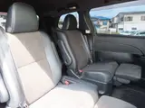 2017 Toyota Estima Hybrid Aeras Premium Pearl Van for sale, Japanese used car export - photo 24 of 29 | GULJI TRADERS